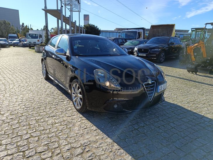 Alfa Romeo Giulietta · Ano 2011