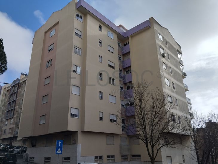 Apartamento T2 · Queluz