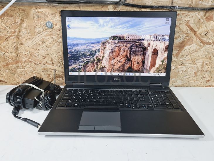 Portátil Dell Precision 7540