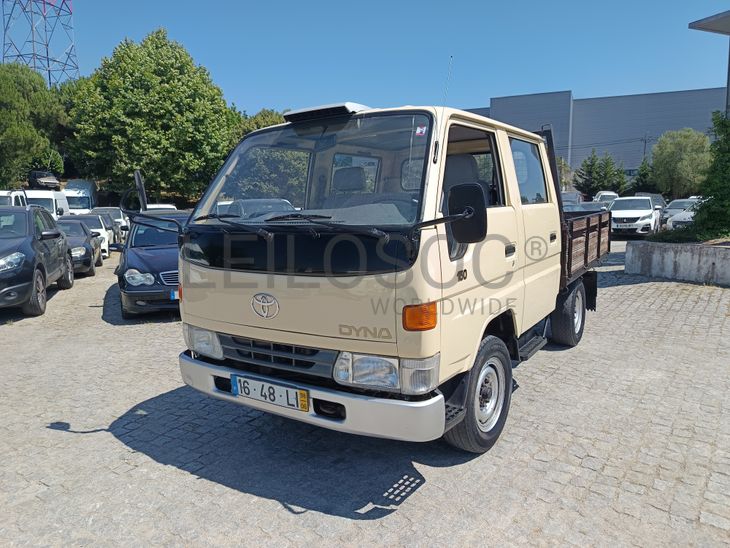 Toyota Dyna 150 · Ano 1998