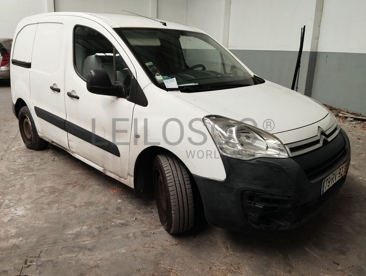 Citroën Berlingo 1.6 HDi · Ano 2016