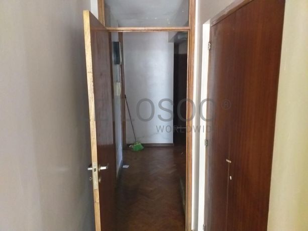 LEILÃO SUSPENSO · 1/5 de Apartamento T4 · Vila Nova de Cerveira