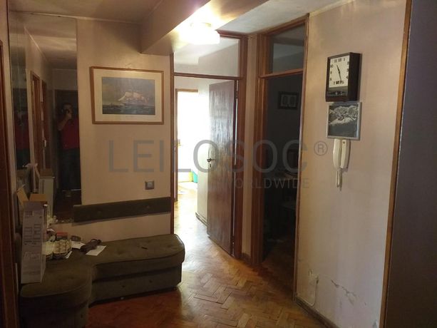 LEILÃO SUSPENSO · 1/5 de Apartamento T4 · Vila Nova de Cerveira