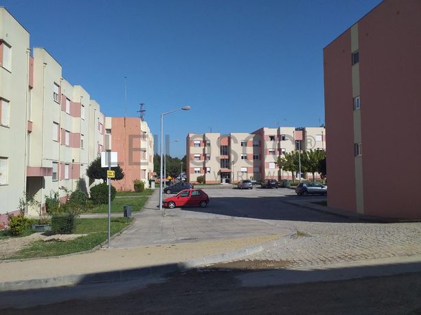 LEILÃO SUSPENSO · 1/5 de Apartamento T4 · Vila Nova de Cerveira