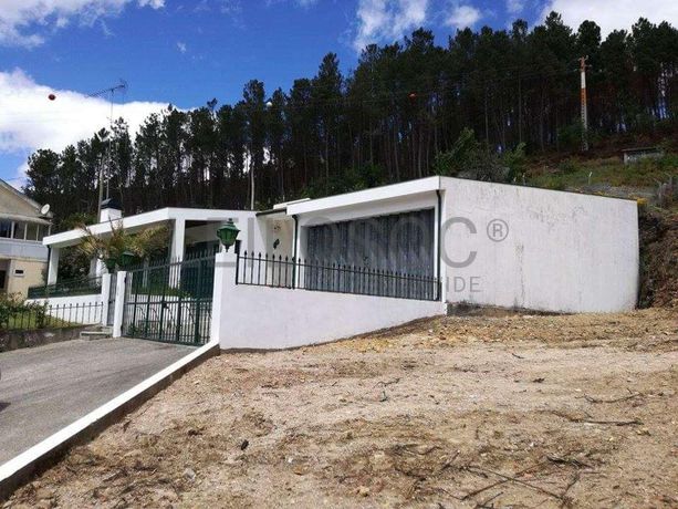 Moradia V2 · Montalegre