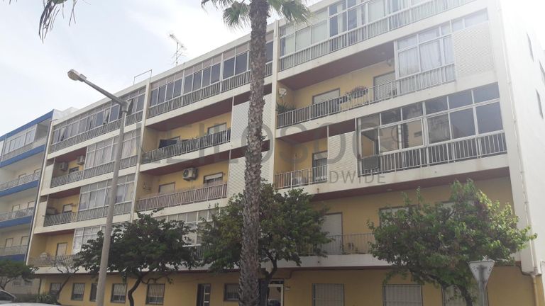 Quinhão Hereditário · Faro · Almada