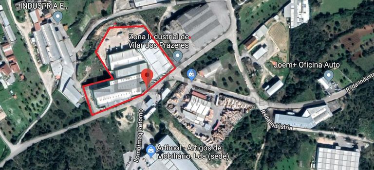 Pavilhão + Lotes para Construção + Terrenos · 1/24 de Terreno · Ourém