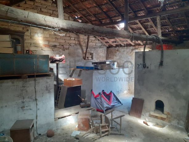 Moradia V3 + Anexos + Logradouro · Anadia