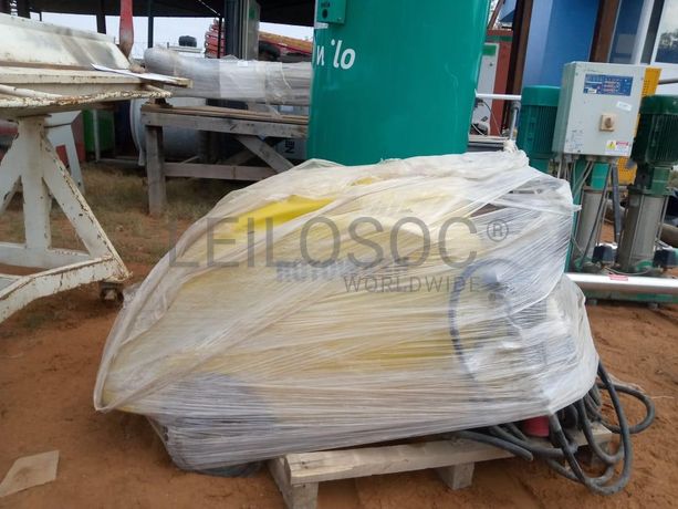 Maquina de pressão de água ·