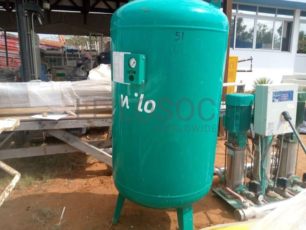 Maquina de pressão de água ·