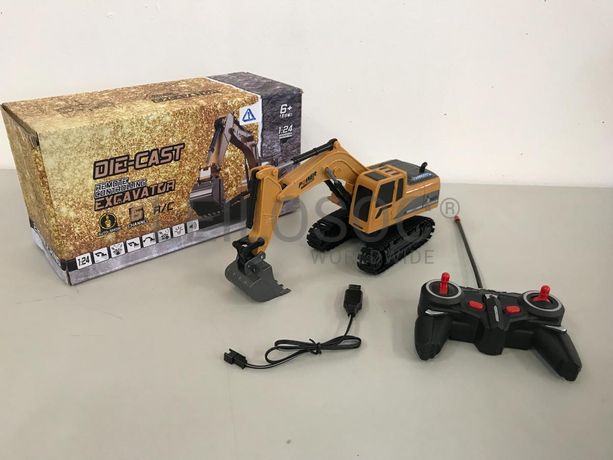 Giratória Escavadora Telecomandada