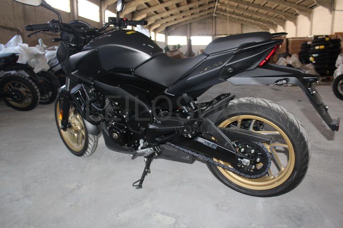 Bajaj Dominar D400 ABS