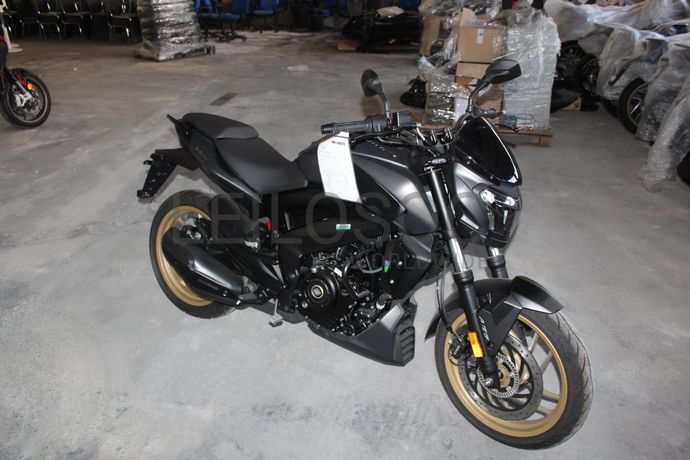 Bajaj Dominar D400 ABS