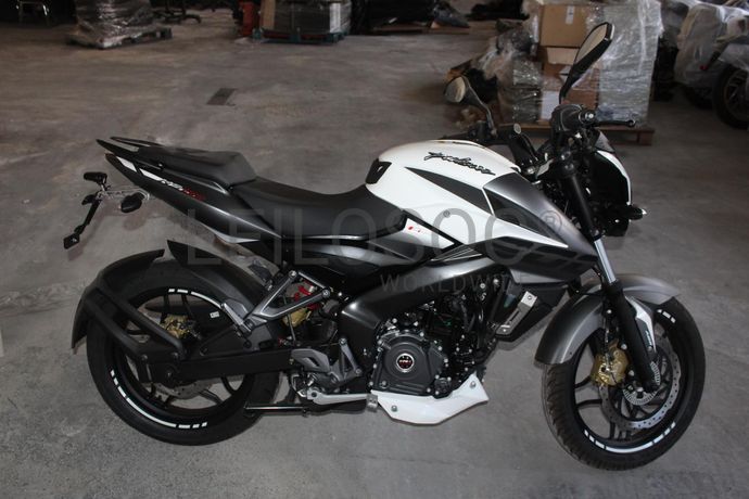 Bajaj Pulsar NS 200 FI ABS 