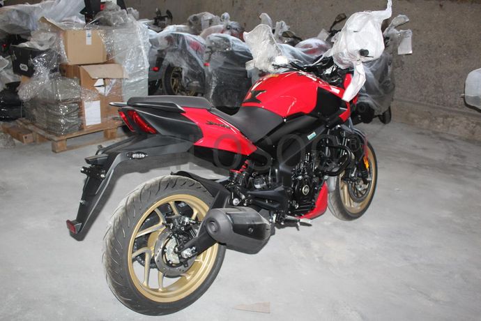 Bajaj Dominar D400 ABS