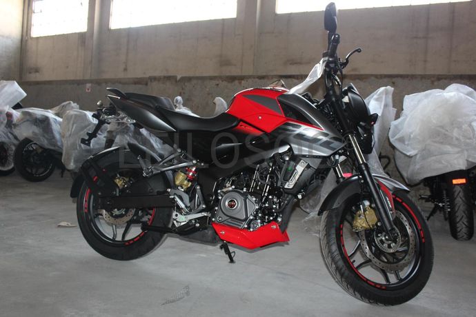 Bajaj Pulsar NS 200 FI ABS