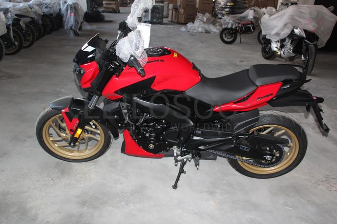 Bajaj Dominar D400 ABS