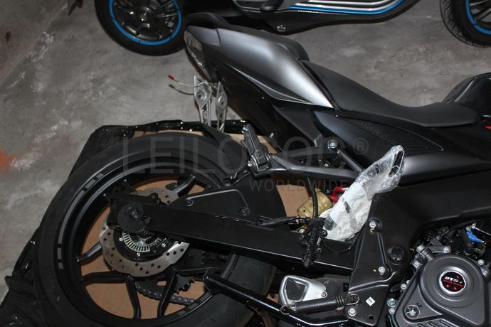 Bajaj Pulsar NS 200 FI ABS