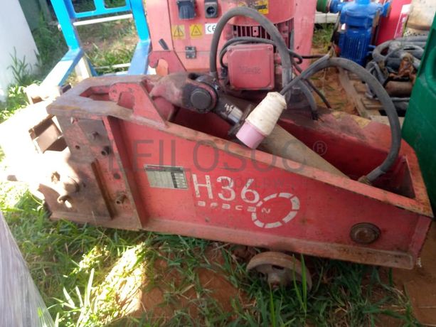 Máquina de Dobrar de cortar ferro AFACAN H36 ·