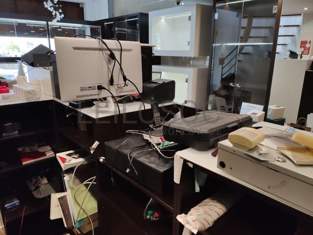 Material Informático de Loja