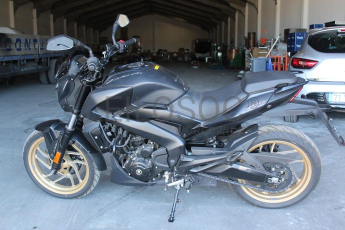 Bajaj Dominar D400 ABS