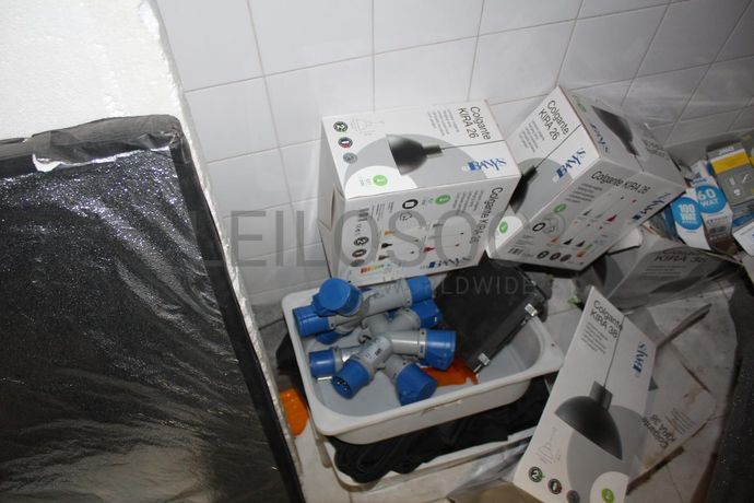 Cenários · Equipamento de Escritório · Material Informático · Diversos