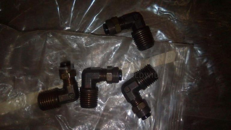 Peças e Acessórios ·