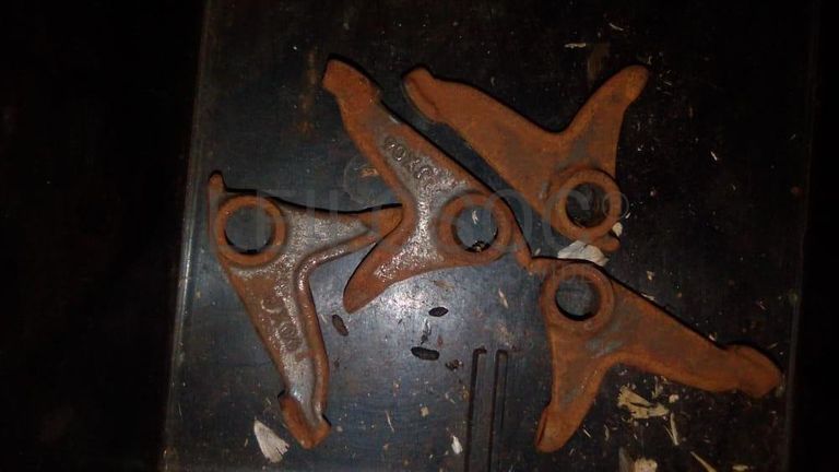 Peças e Acessórios ·