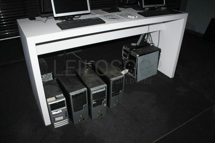 Cenários · Equipamento de Escritório · Material Informático · Diversos