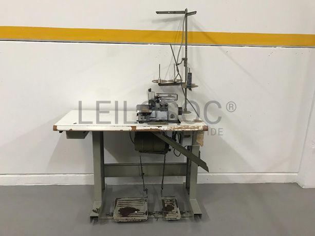 Máquina de Corte e Cose