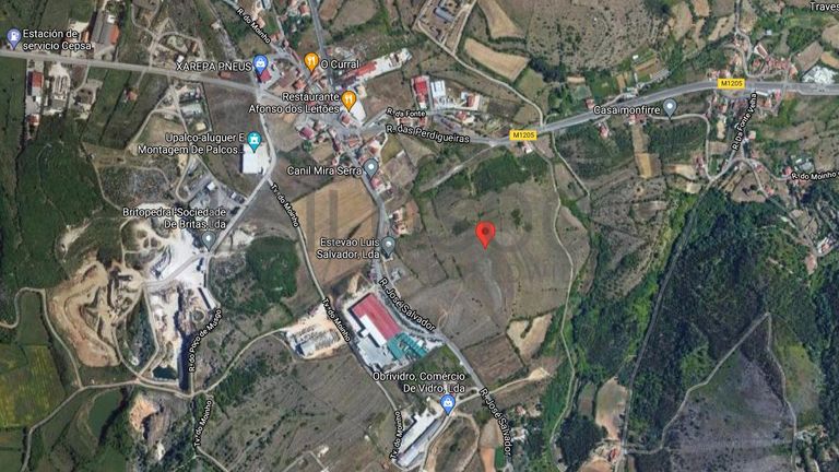 1/2 de Terreno · Mafra