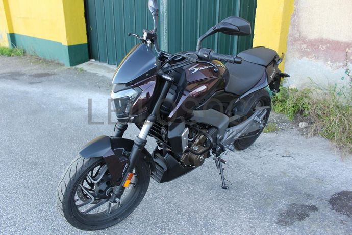 Bajaj Dominar D400 ABS