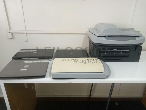 Material Informático ·