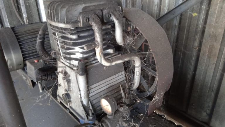 COMPRESSOR JAGUAR - HET80H260 ·