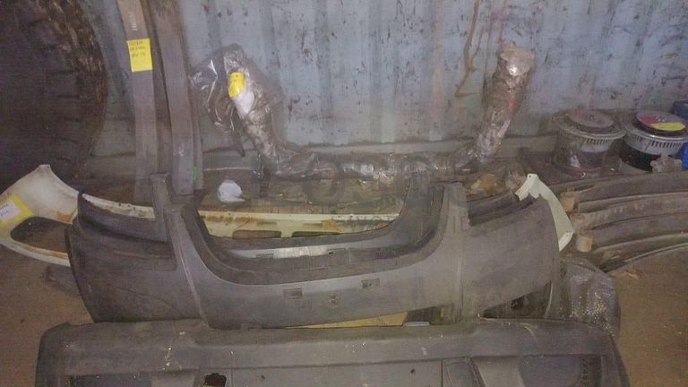 Pneus + Pneus + Jantes + Pneus + Pneus + Diversos + Diversos ·