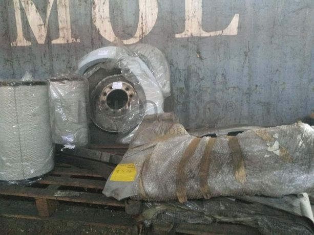 Mobiliário de escritório + Diversos + Diversos + Diversos + Material Informático + Rolos de Arame + Diversos + Diversos + Para Choques + Contentor de 40P · 