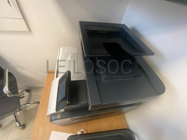 Equipamentos eletrónicos ·