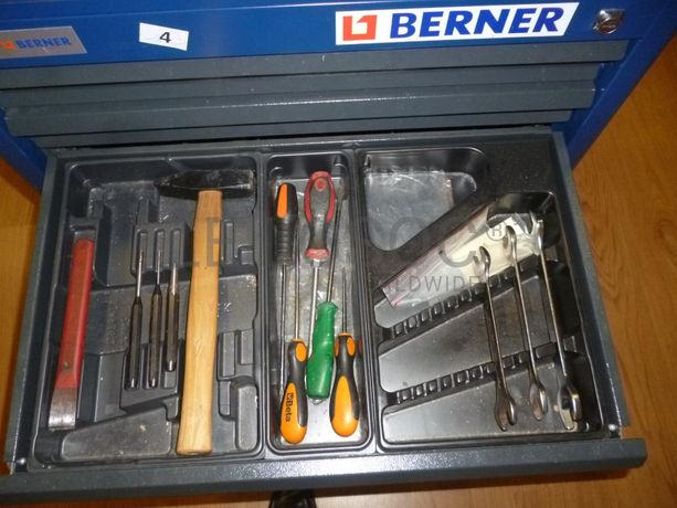 Carro para ferramentas + Equipamento Diverso