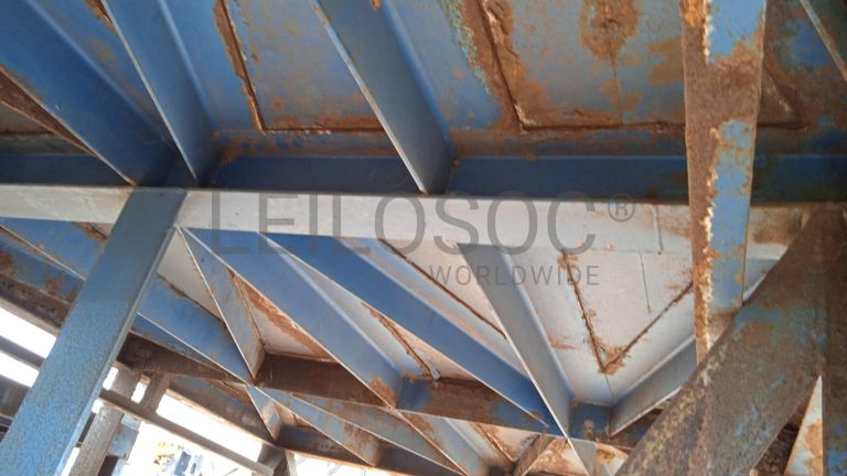 SUPORTE p/ TANQUE ·