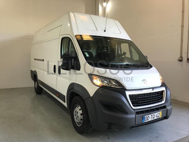 Peugeot Boxer 2.0 Blue HDI · Ano 2017