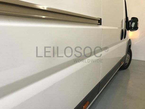 Peugeot Boxer 2.0 Blue HDI · Ano 2017