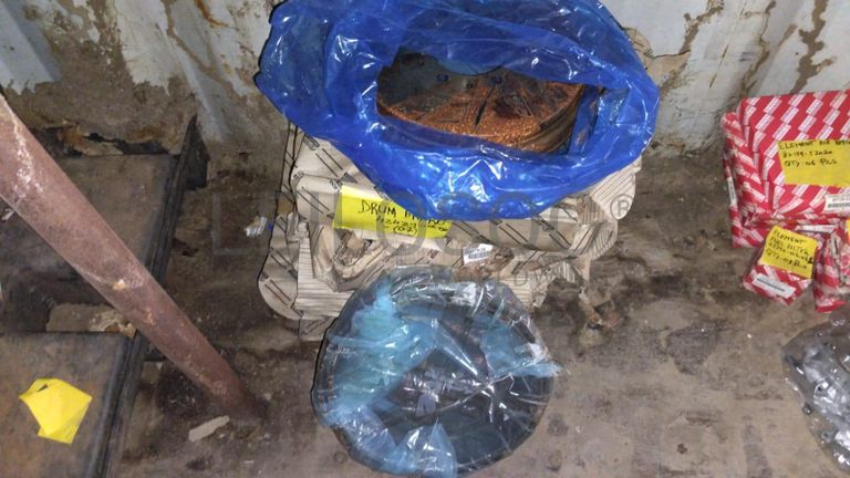 Tubos de escape + Kit de faroís + Faroís + Filtros + Diversos + Filtros + Filtros + 2042 + Filtros + Filtros + Diversos + Diversos + Farois + Freios + Filtros + Filtros + Filtros + Filtros + Diversos + Filtros + Diversos + Divesos + Filtros + Filtros + Diversos + Diversos + Sensores + Diversos + Filtros + Diversos + Diversos + Rolamentos + Diversos + Diversos + Diversos + Diversos + Diversos + Filtros + Diversos + Diversos + Transfomador + Contentor de 40P ·