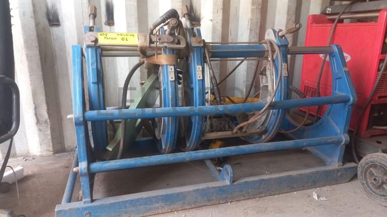 Diversos + Diversos + Diversos + Diversos + Diversos + Diversos + Diversos + Welding Machine + Welding Machine + Welding Machine + Ridgid Machine + Motores + Cut off machine + Caixas de Ferramenta + Varões + Diversos + Frolas + Cintos de Segurança + Diversos + Contentor de 40P ·