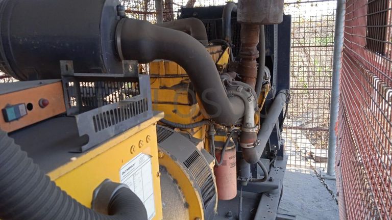 GERADOR OLYMPIAN GEH250 ·