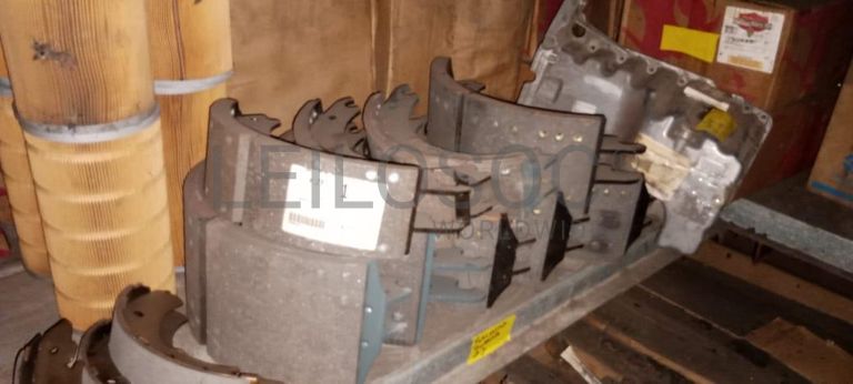 Diversos + Diversos + Diversos + Diversos + Diversos + Diversos + Diversos + Welding Machine + Welding Machine + Welding Machine + Ridgid Machine + Motores + Cut off machine + Caixas de Ferramenta + Varões + Diversos + Frolas + Cintos de Segurança + Diversos + Contentor de 40P ·