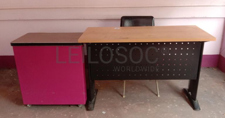 Mobília de Escritório ·