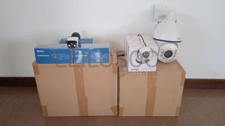 Câmeras de vigilância + Câmeras IP + Câmeras IP + Câmeras IP + Câmeras IP + Câmeras IP ·