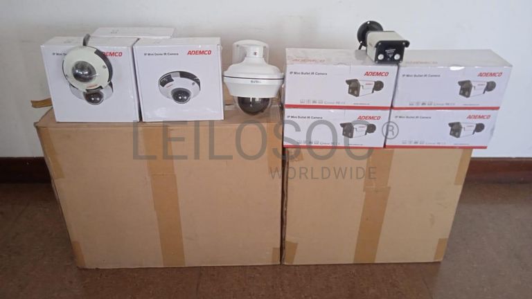 Câmeras de vigilância + Câmeras IP + Câmeras IP + Câmeras IP + Câmeras IP + Câmeras IP ·