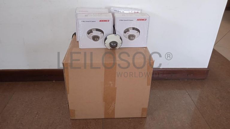 Câmeras de vigilância + Equipamentos de vigilância + Equipamentos de vigilância + Equipamentos de vigilância + Equipamentos de vigilância + Equipamentos de vigilância ·