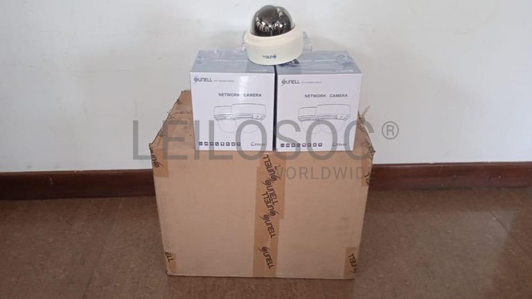 Câmeras de vigilância + Equipamentos de vigilância + Equipamentos de vigilância + Equipamentos de vigilância + Equipamentos de vigilância + Equipamentos de vigilância ·